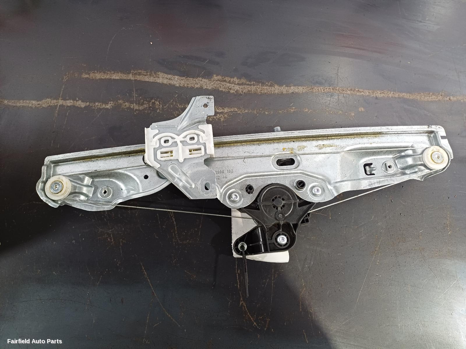 2022-2025 Nissan Qashqai Right Front Window Reg Motor