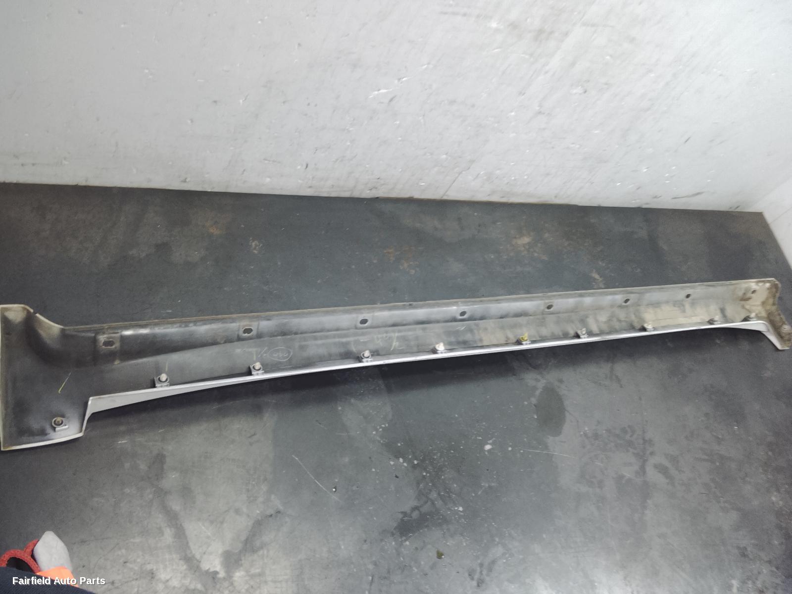 2007-2021 Toyota Landcruiser Side Step Skirt