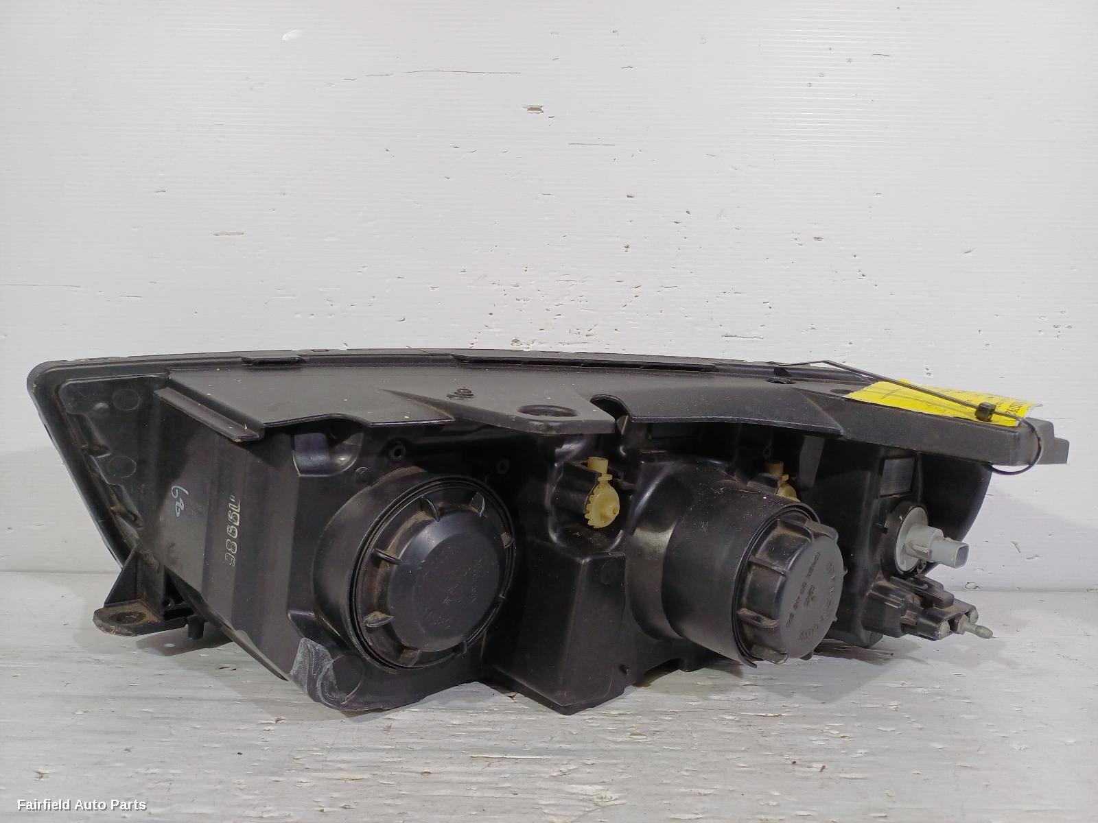 2011-2015 Holden Captiva Right Headlamp