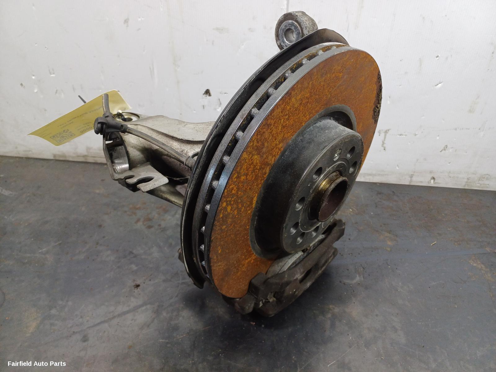 2016-2024 Volkswagen Tiguan Left Front Hub Assembly
