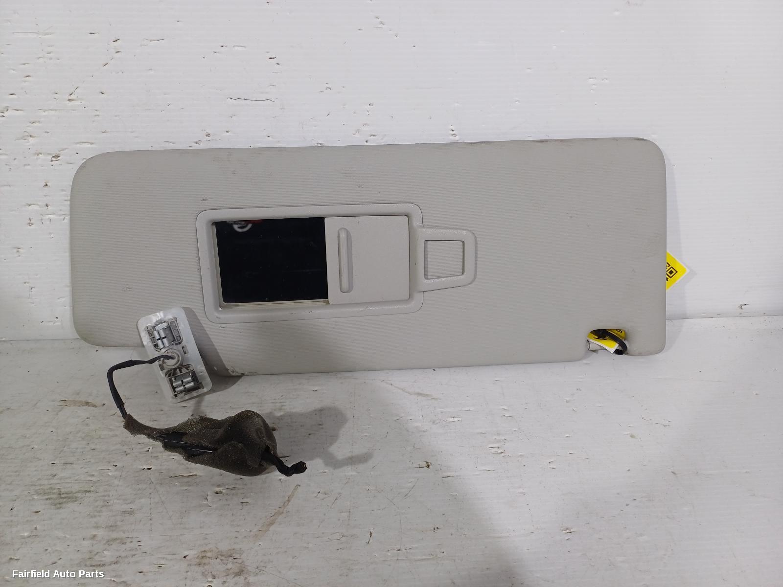 2016-2024 Volkswagen Tiguan Sunvisor
