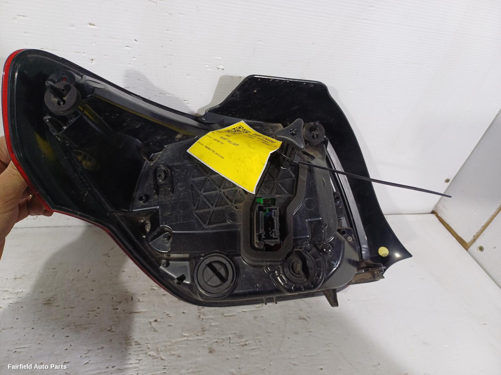 2010-2016 Citroen Ds3 Right Taillight