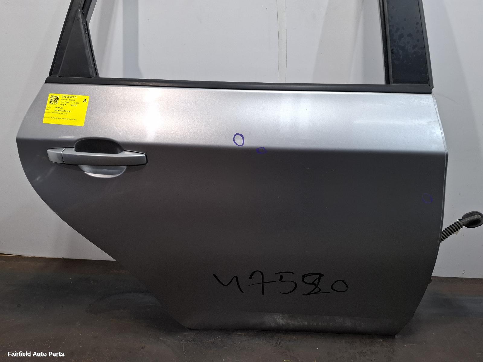 2007-2011 Subaru Impreza Right Rear Door Sliding