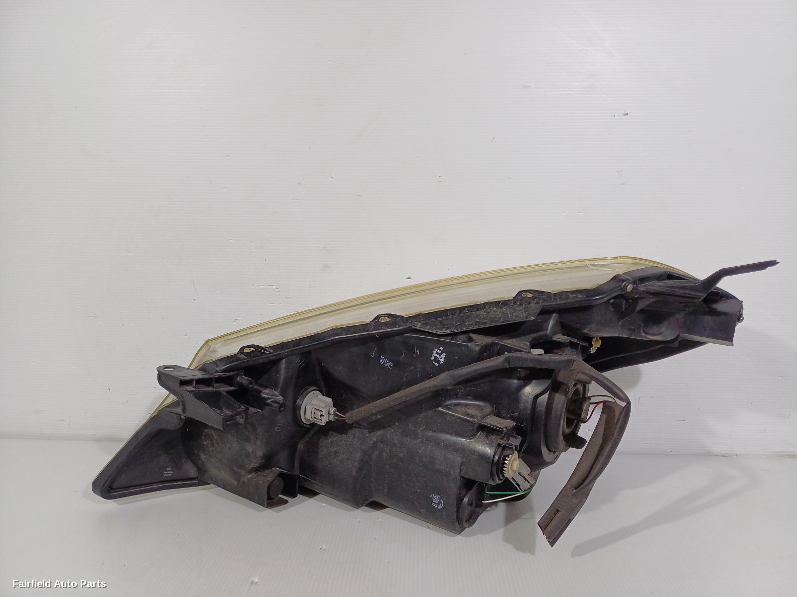 2011-2014 Toyota Yaris Right Headlamp