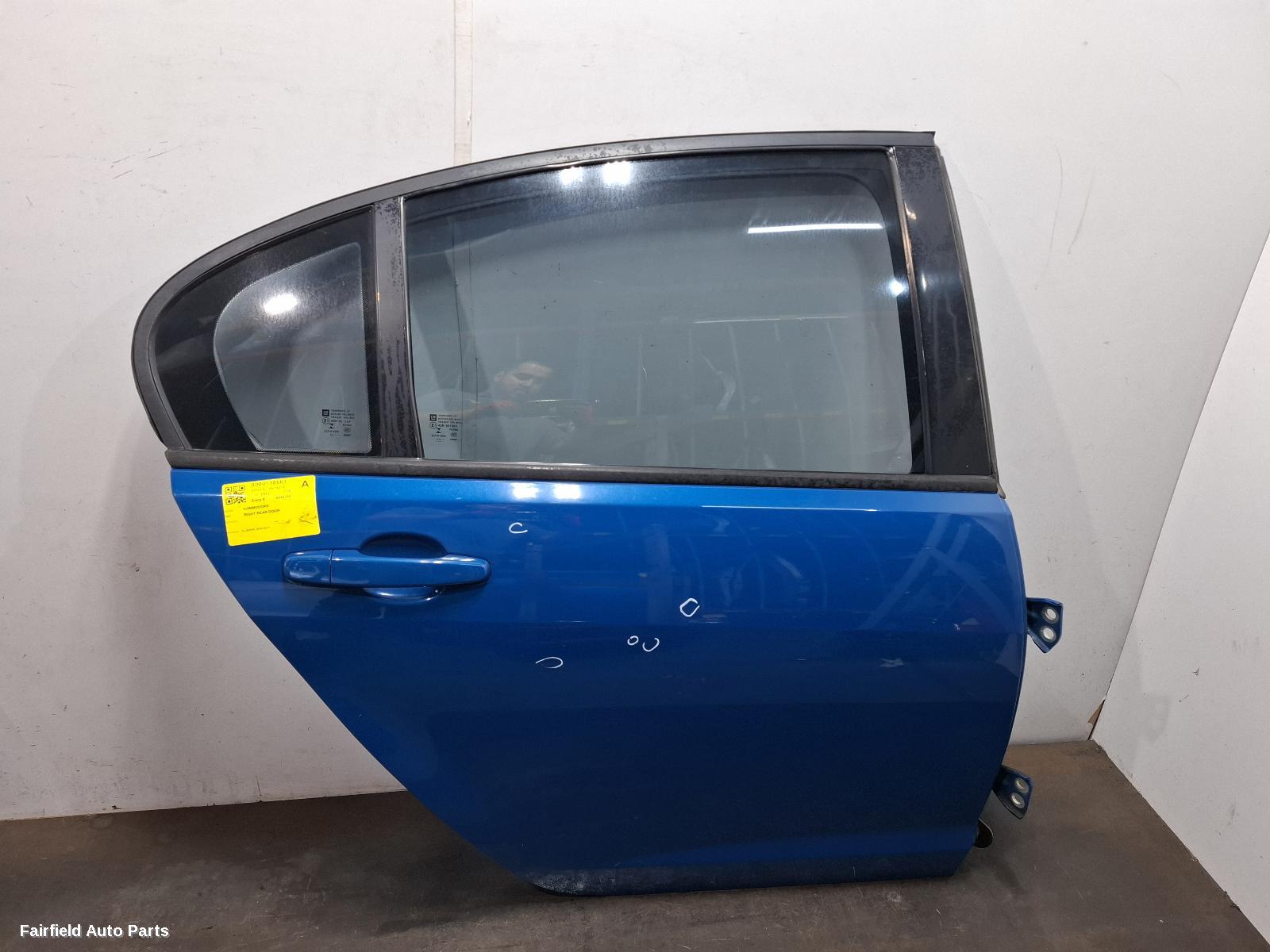 2006-2013 Holden Commodore Right Rear Door Sliding