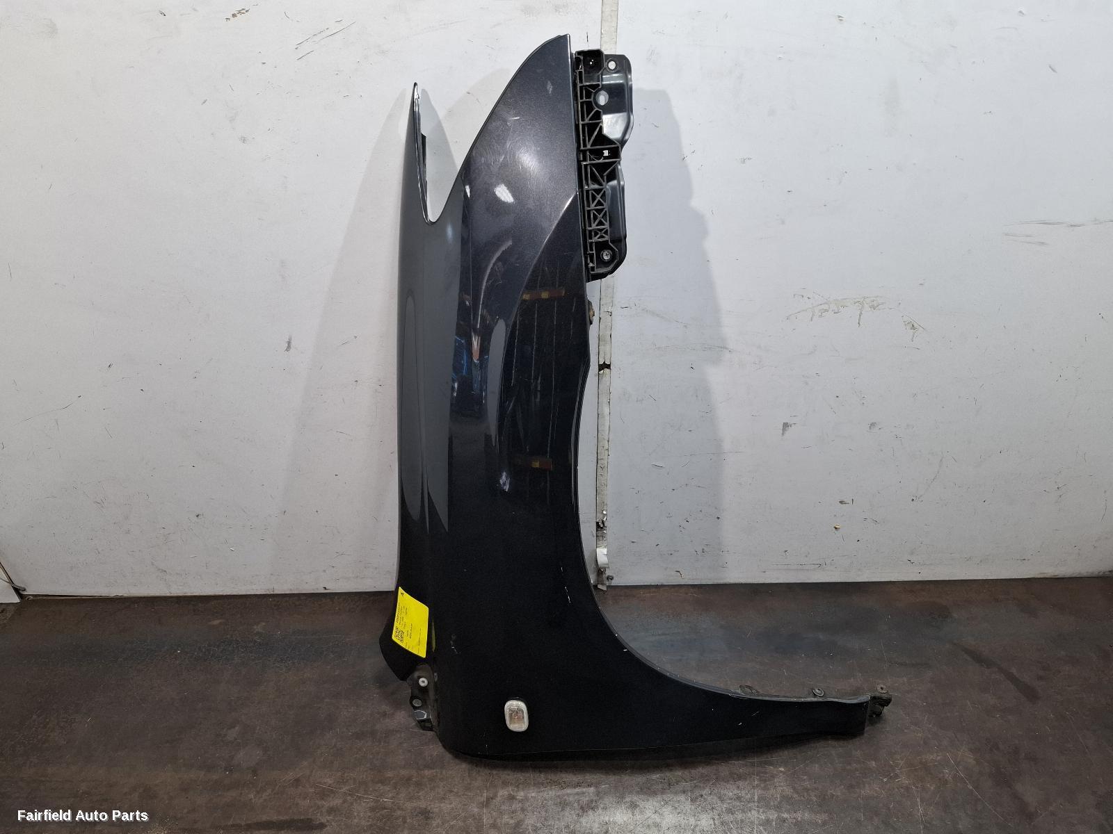 2006-2008 Lexus Rx Series Right Guard