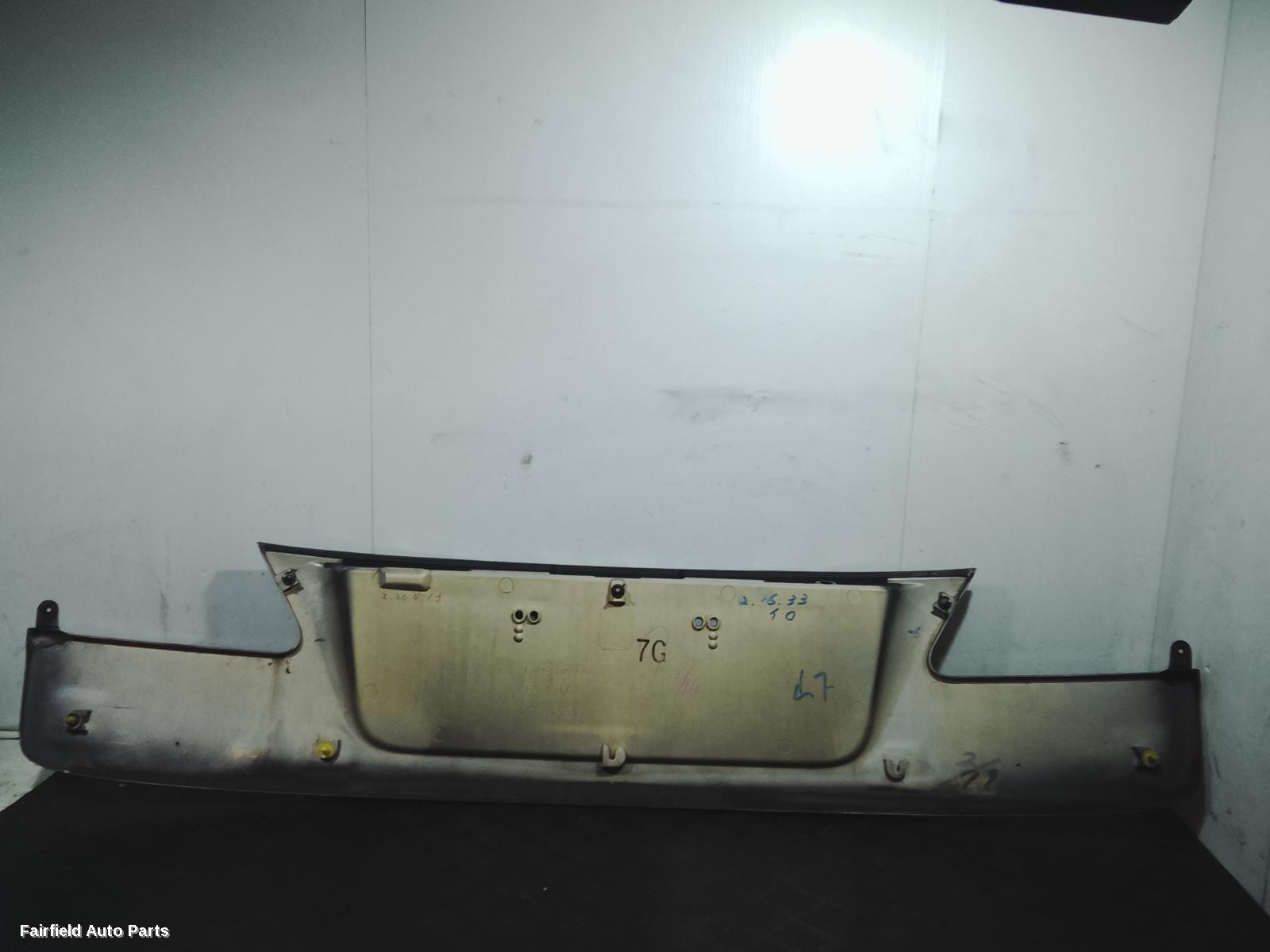 2005-2008 Lexus Is250/is250c Rear Garnish