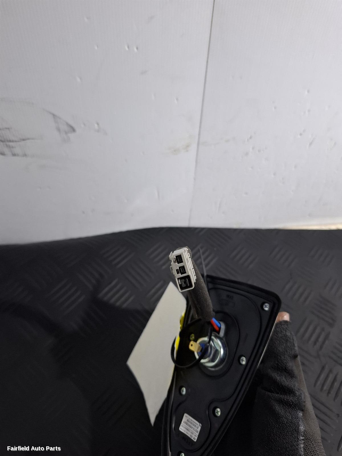 2014-2020 Kia Carnival/grand Carnival Antenna