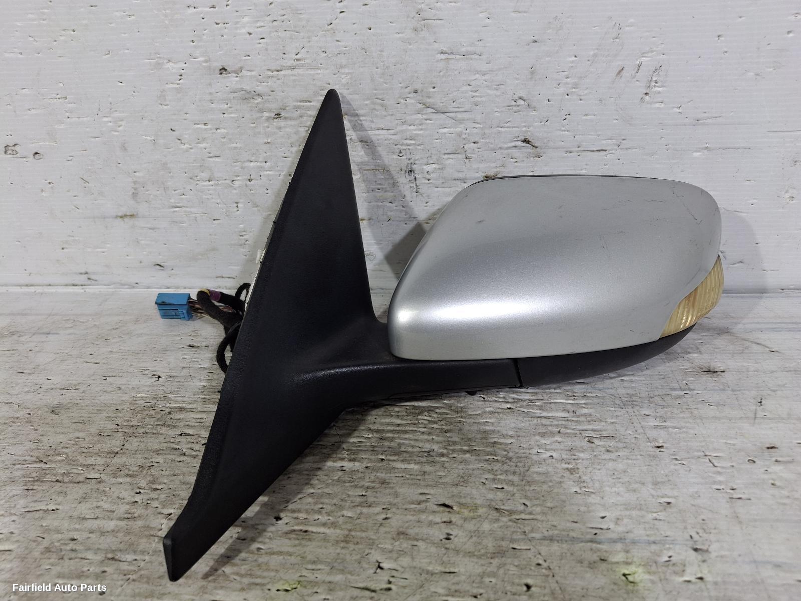2004-2007 Volvo S40 Left Door Mirror