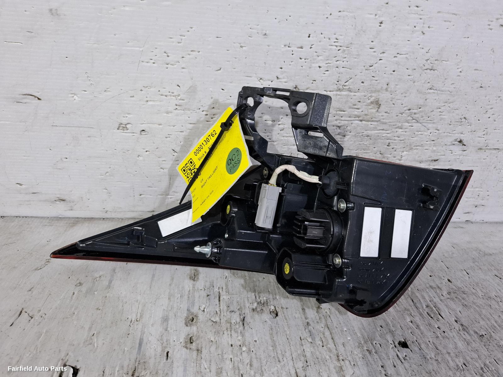2018-2023 Lexus Ux Right Taillight
