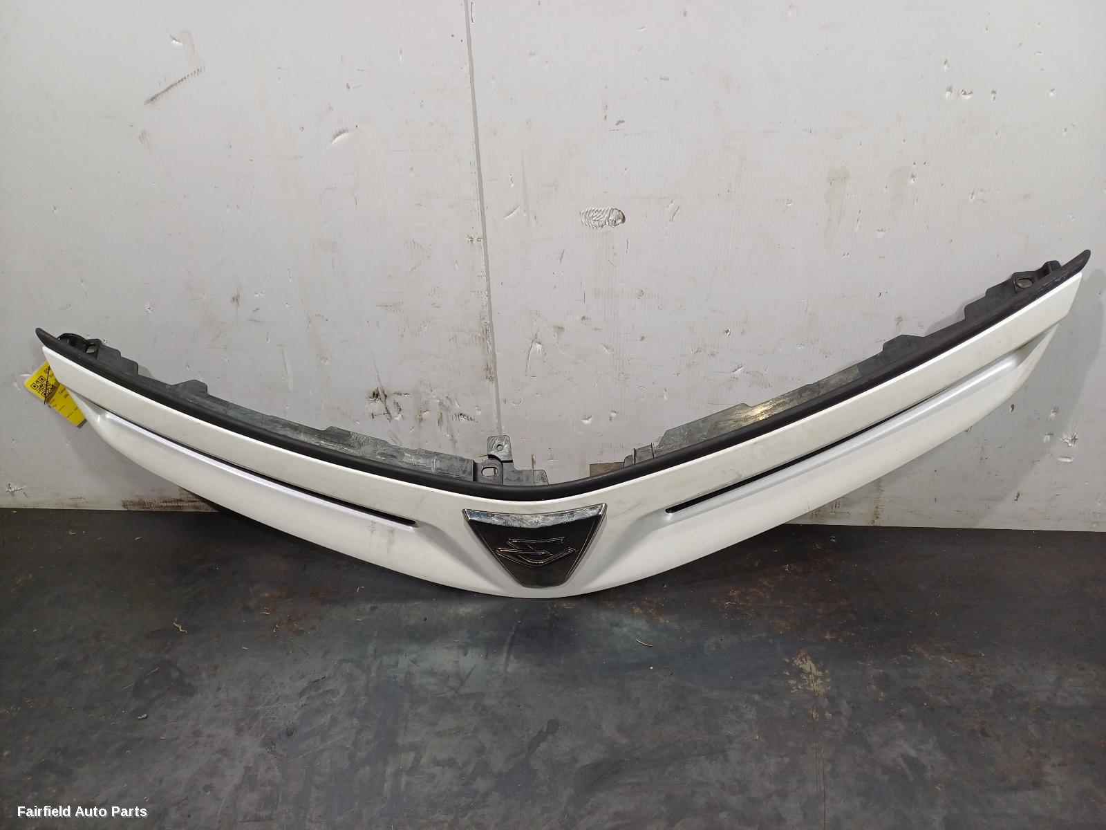 2005-2019 Toyota Estima Grille