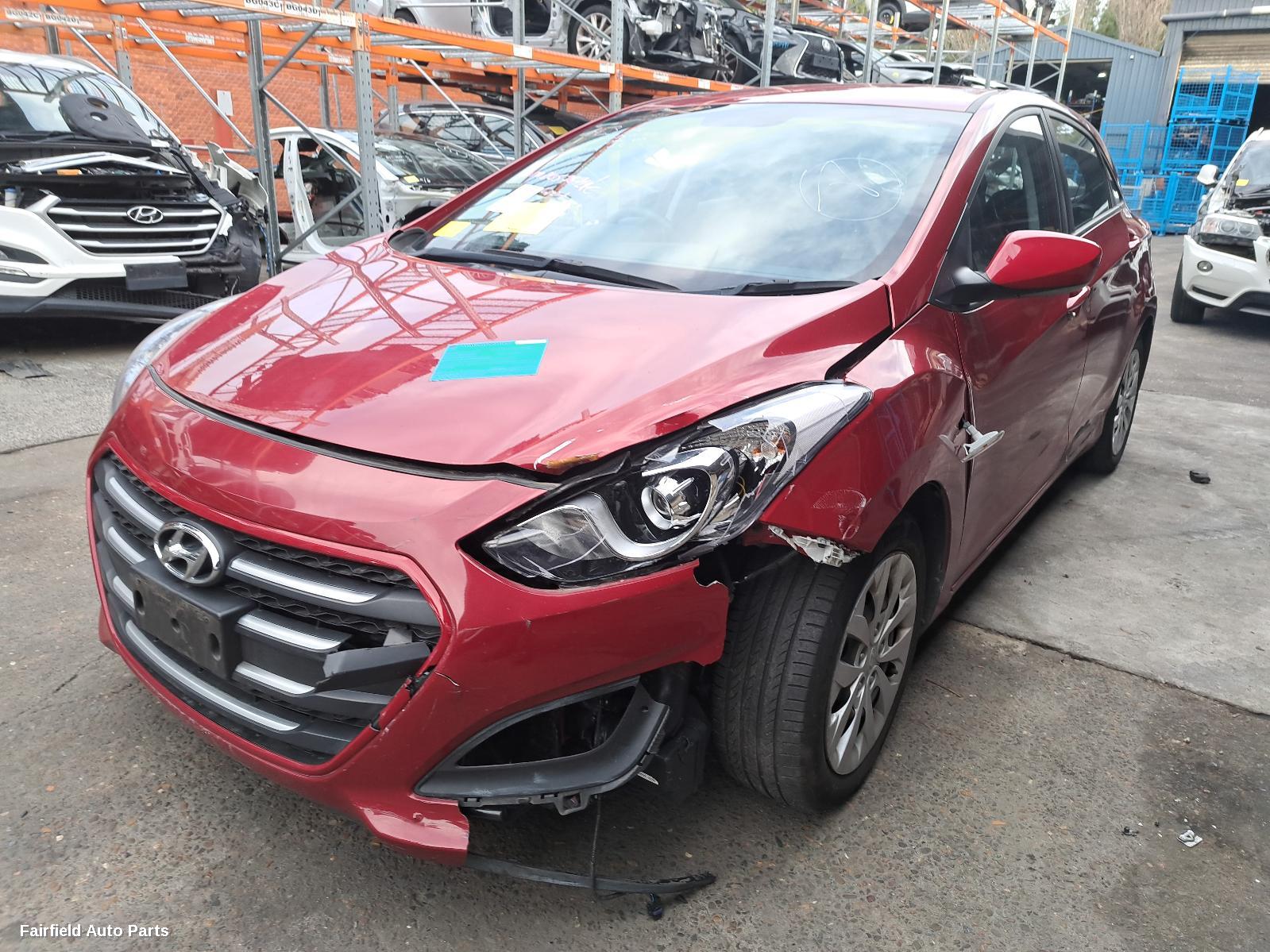 2012-2017 Hyundai I30 Sunvisor
