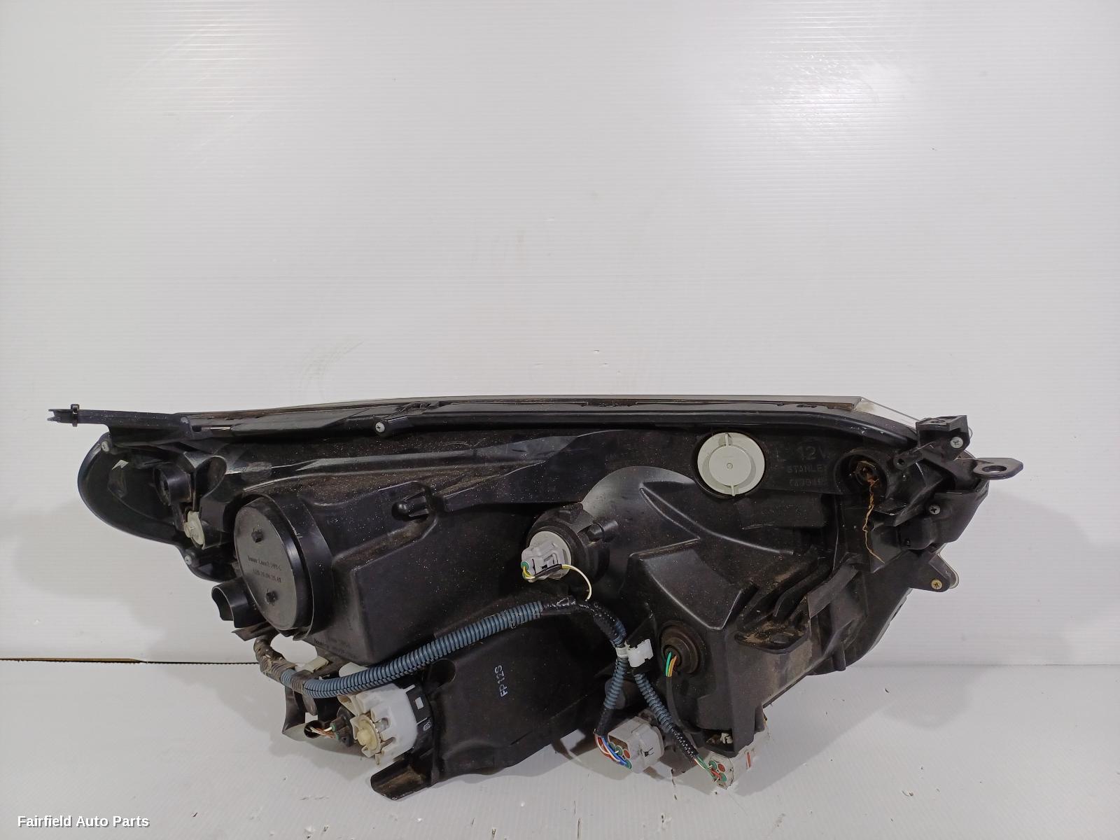 2015-2018 Toyota Rav4 Left Headlamp