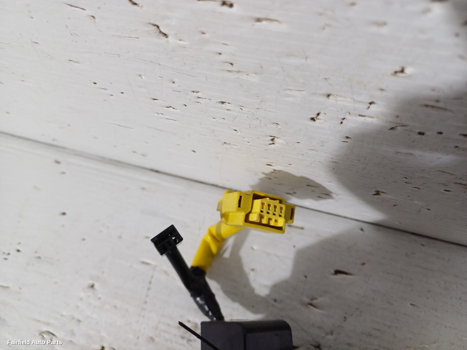 2014-2021 Mitsubishi Pajero Airbag Module Sensor