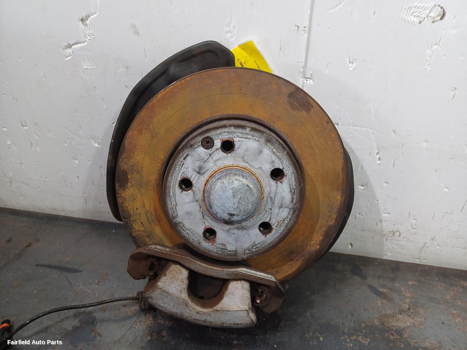 2007-2015 Mercedes C Class Left Front Hub Assembly