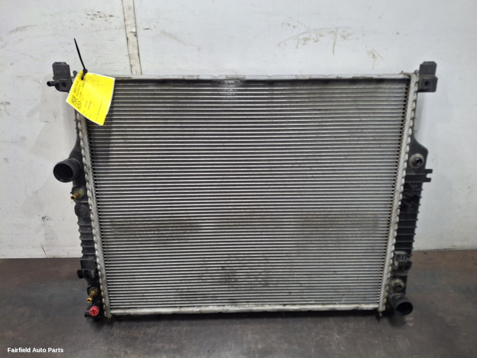2005-2011 Mercedes M Class Radiator