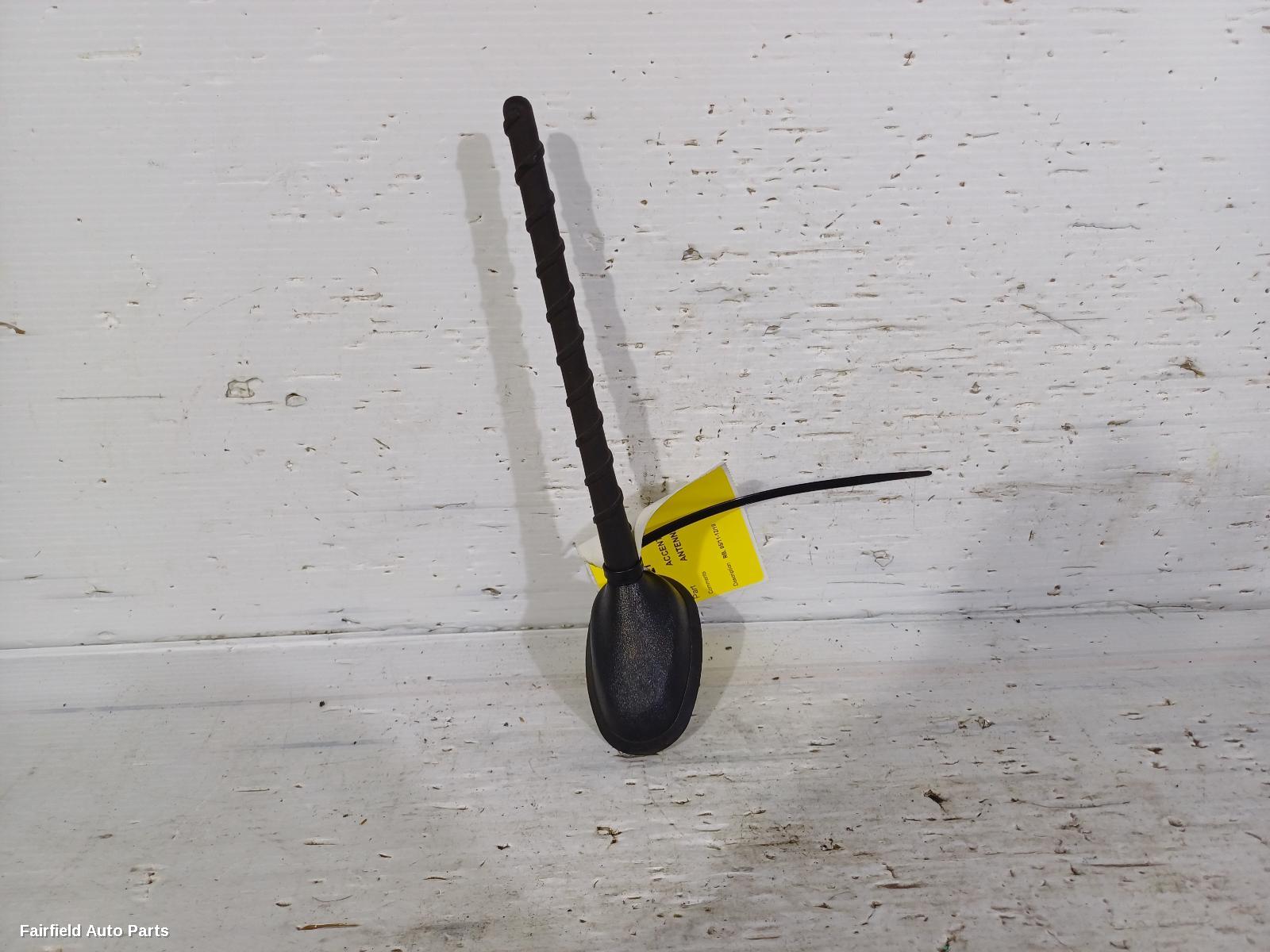 2011-2019 Hyundai Accent Antenna