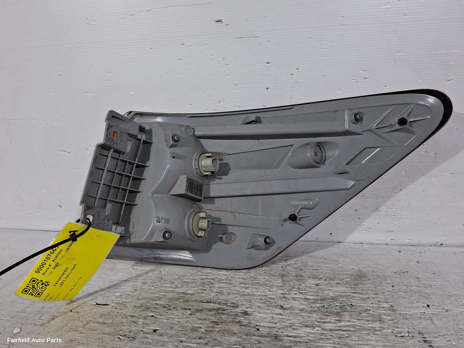 2013-2016 Nissan Pathfinder Left Taillight