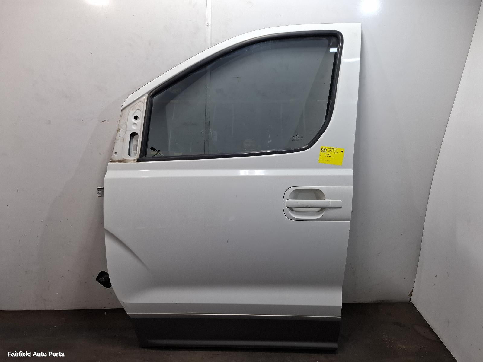 2007-2021 Hyundai Iload/imax Left Front Door