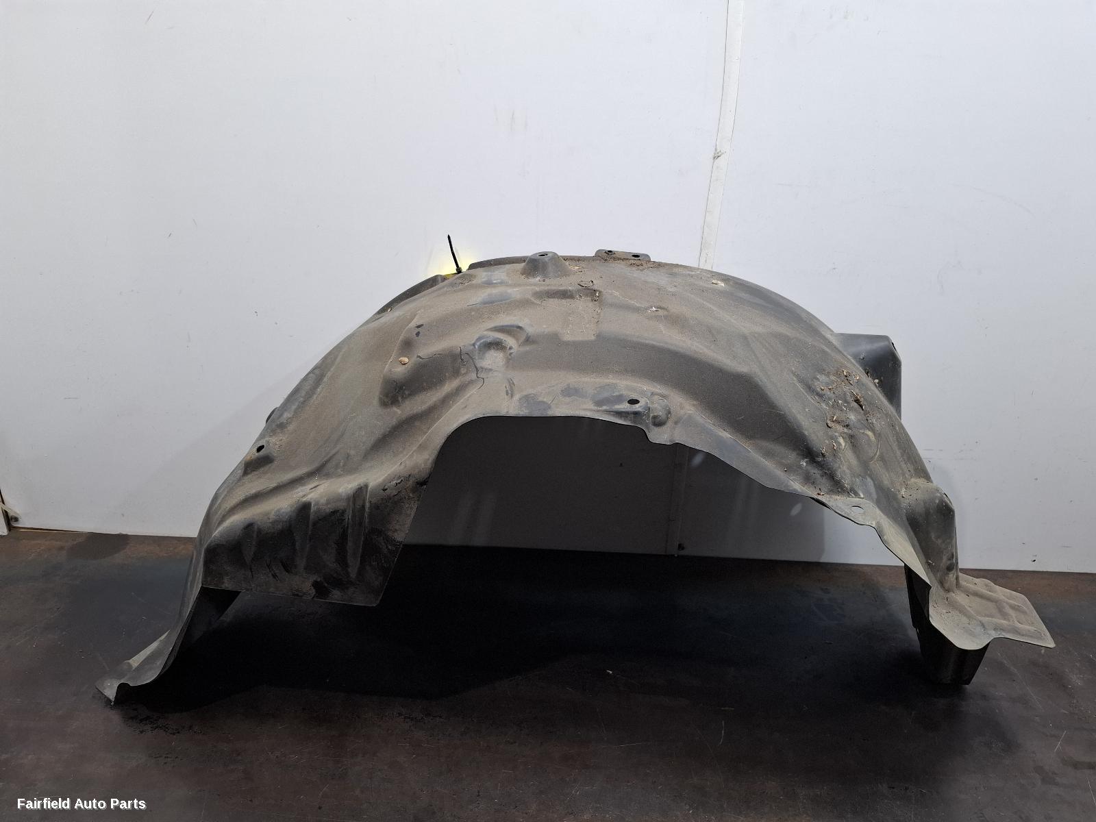 2005-2009 Land Rover Discovery Right Guard Liner