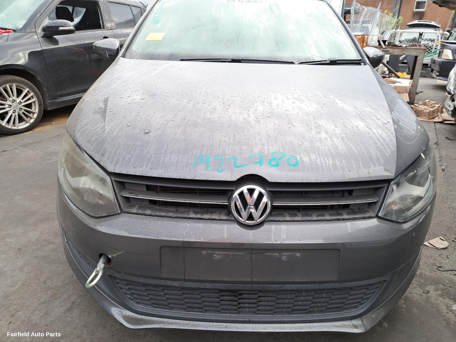 2010-2014 Volkswagen Polo Grille