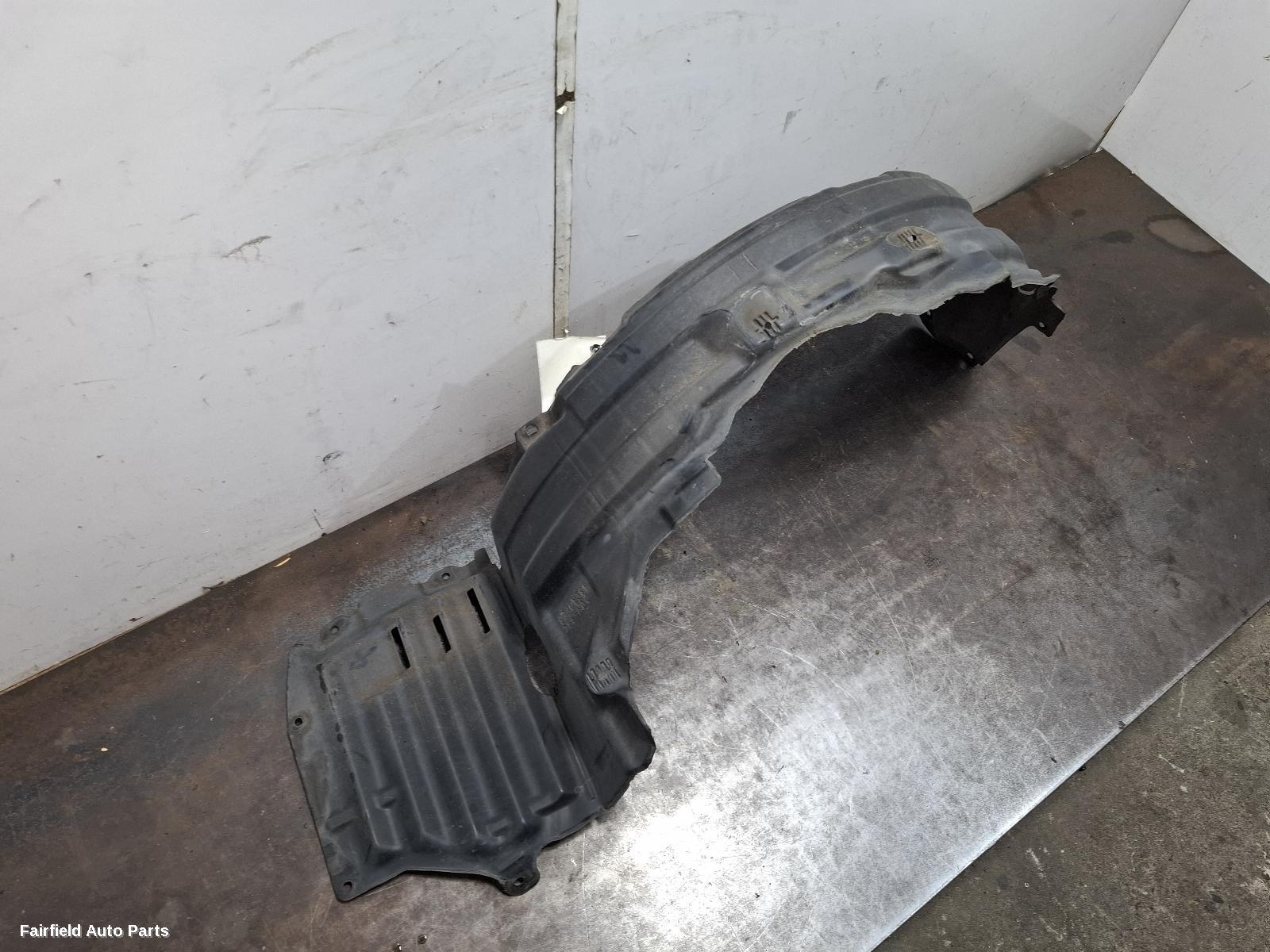 2007-2015 Mitsubishi Lancer Right Guard Liner
