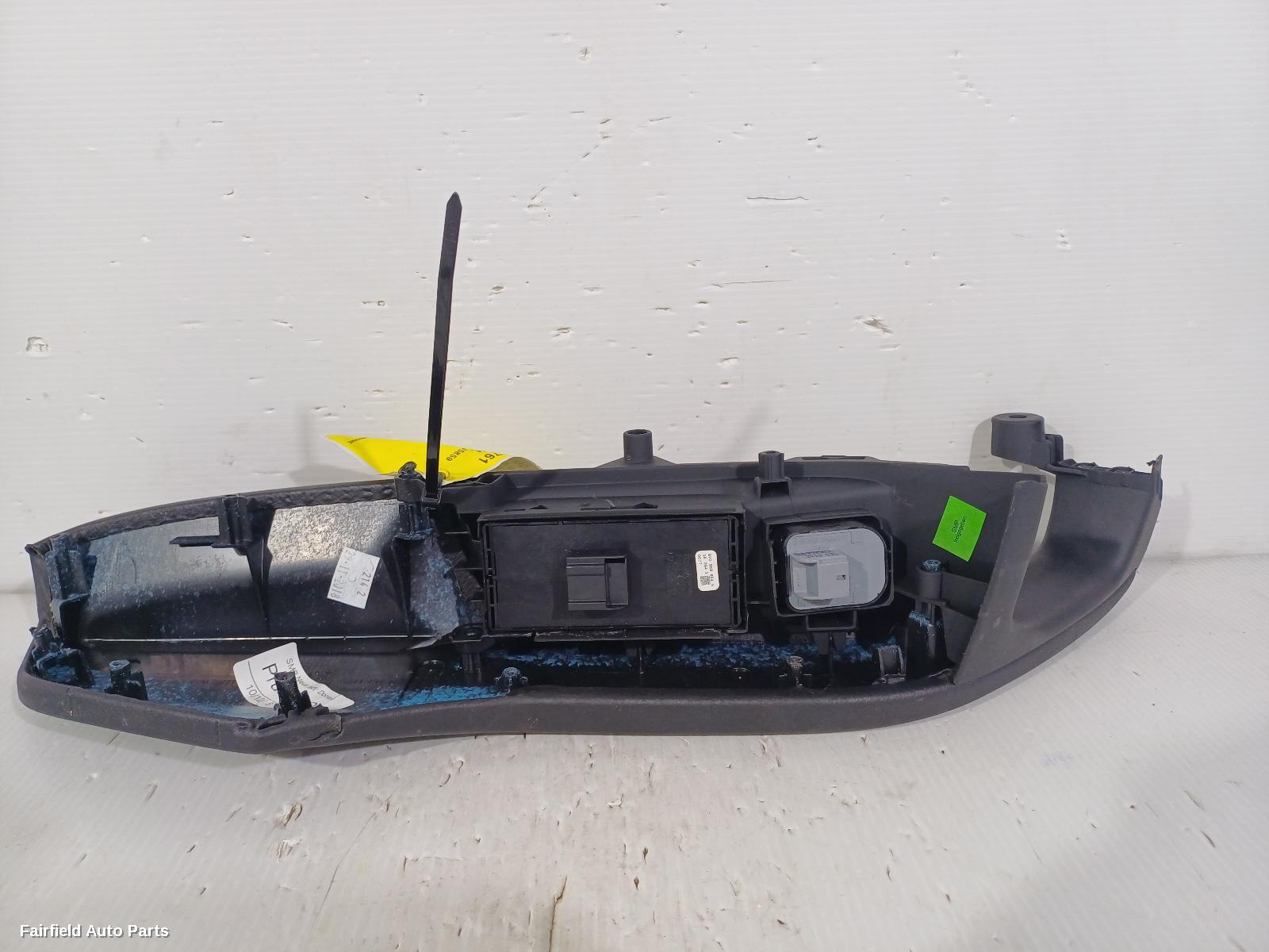 2013-2020 Audi A3 Pwr Dr Wind Switch