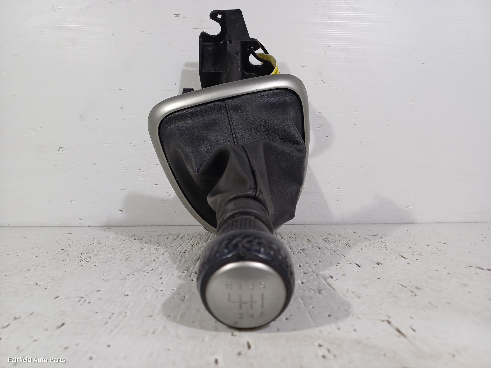2007-2014 Nissan Dualis Gear Stick Shifter