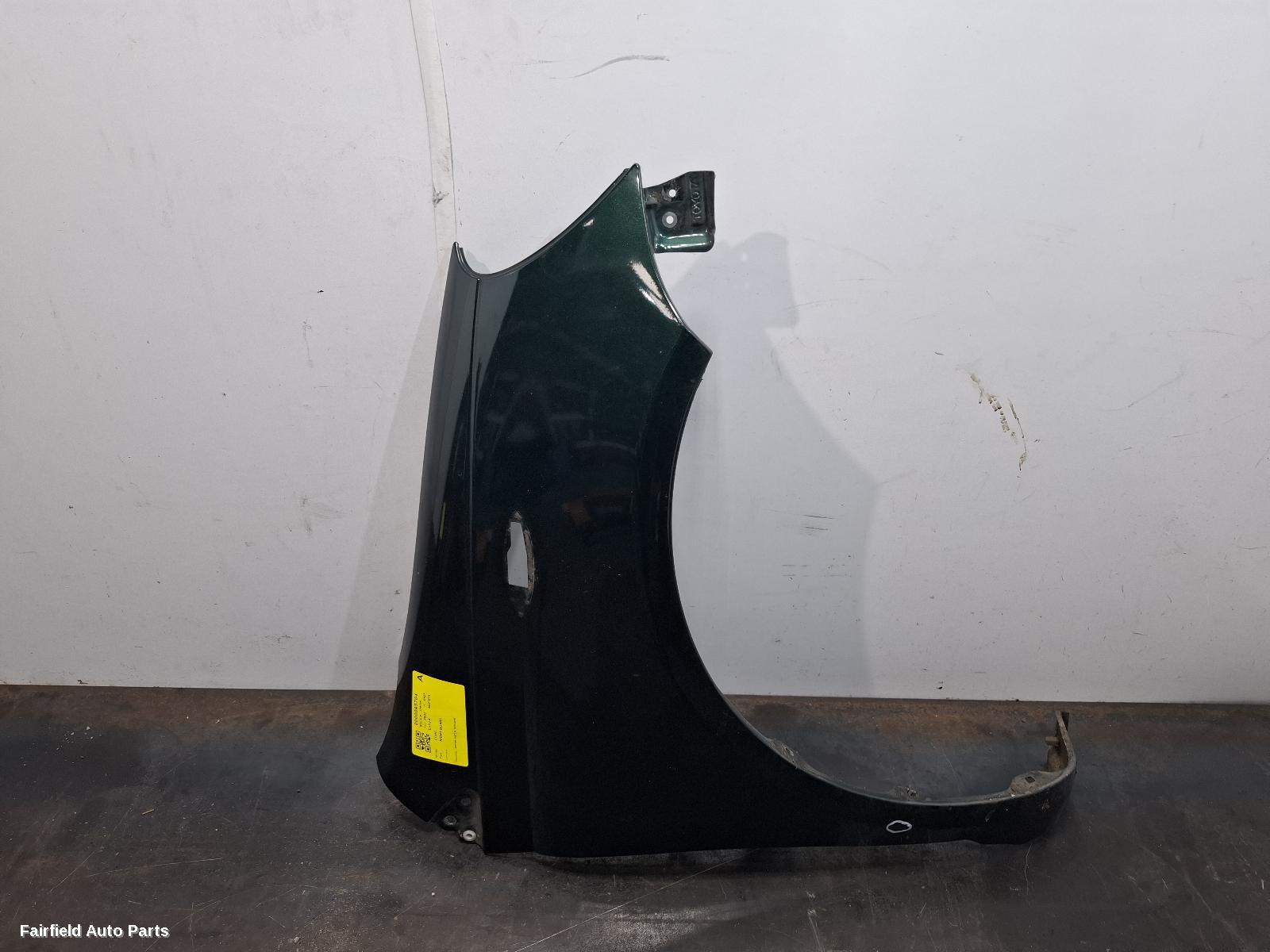 1999-2005 Toyota Echo Right Guard
