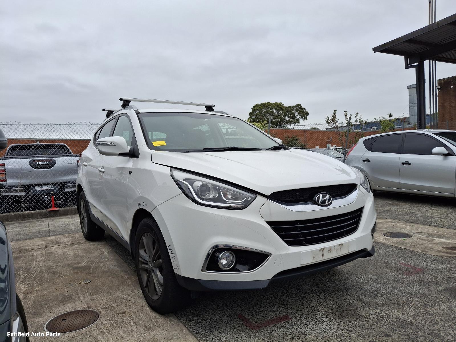 2013 Hyundai Ix35 R Bar Bracket Reinfo