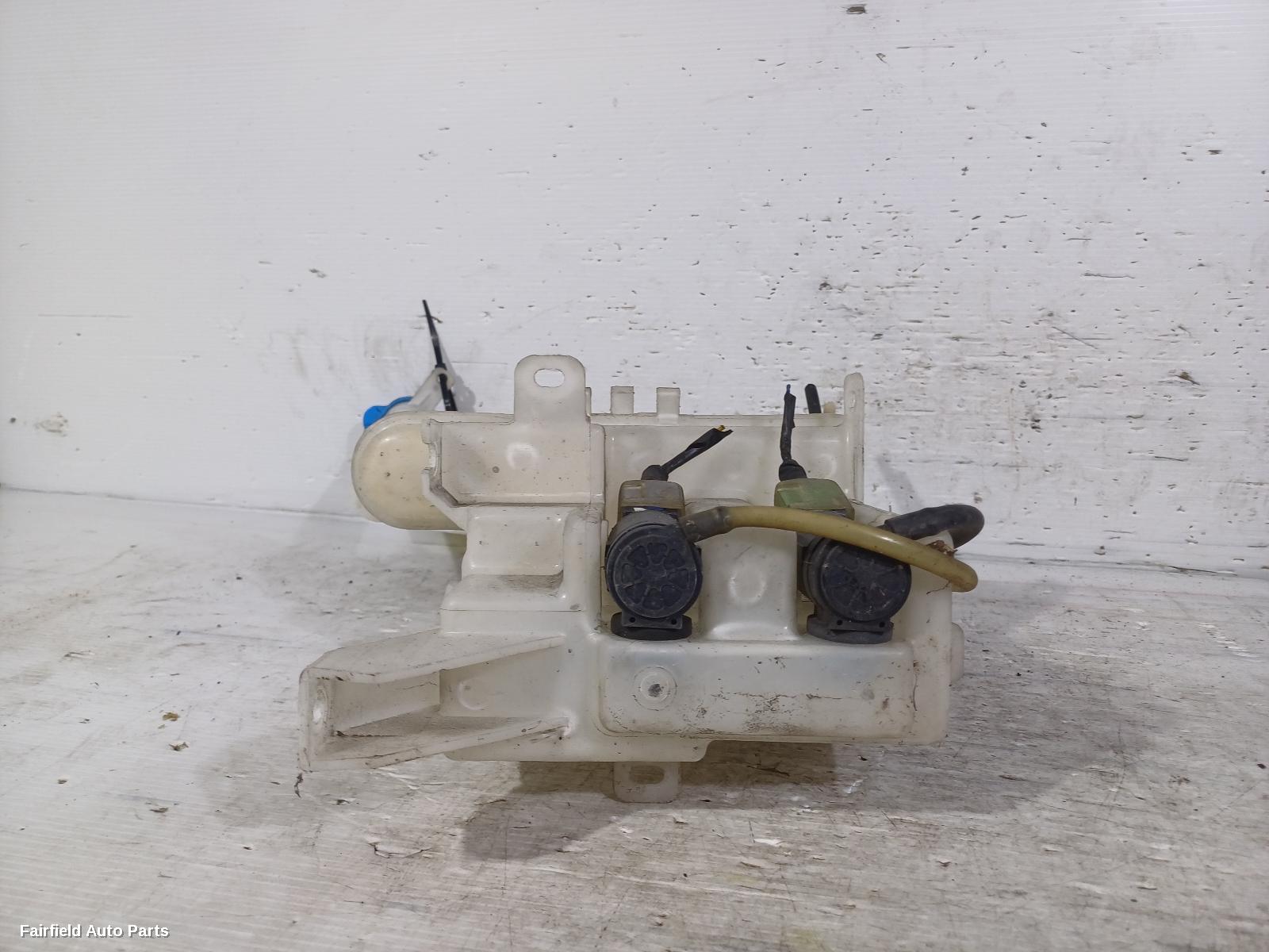 2009-2014 Suzuki Alto Washer Bottle
