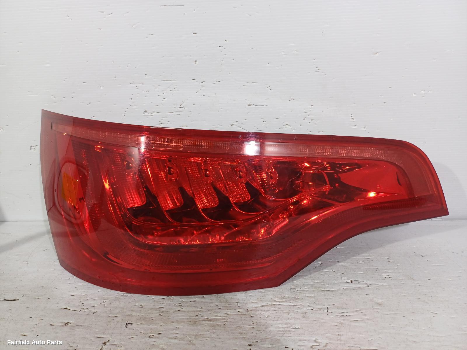 2009-2015 Audi Q7 Left Taillight