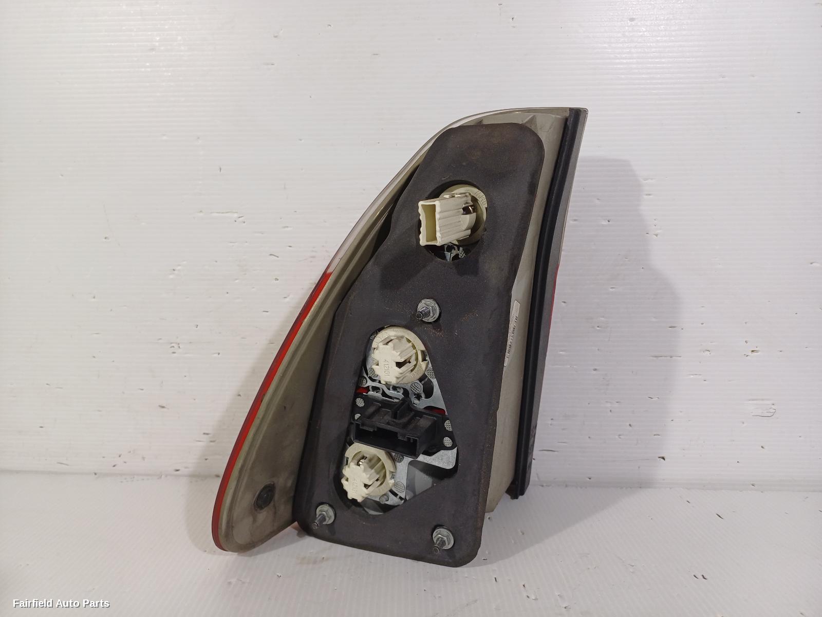 2003-2006 Bmw X5 Right Taillight