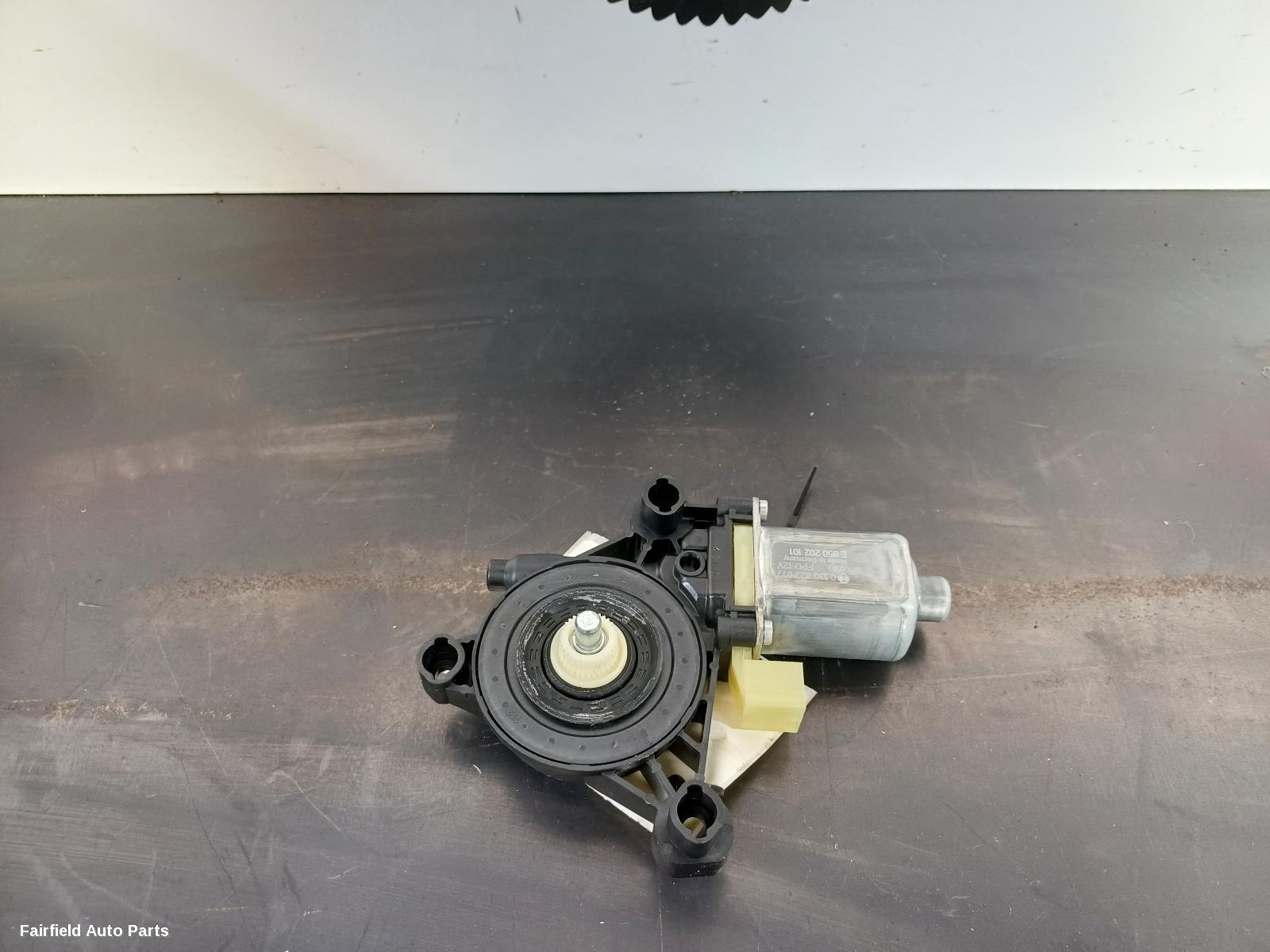 2016-2026 Audi Q2 Right Front Window Reg Motor