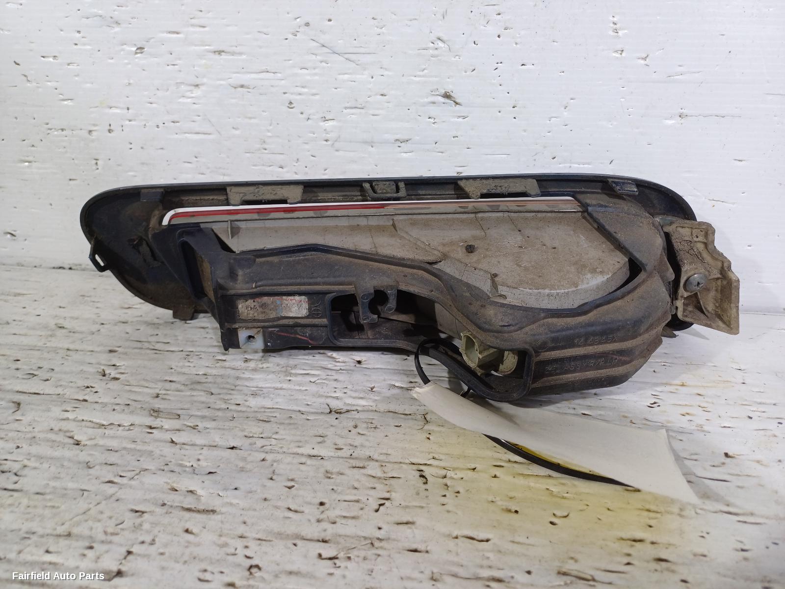 2012-2015 Mitsubishi Outlander Left Taillight