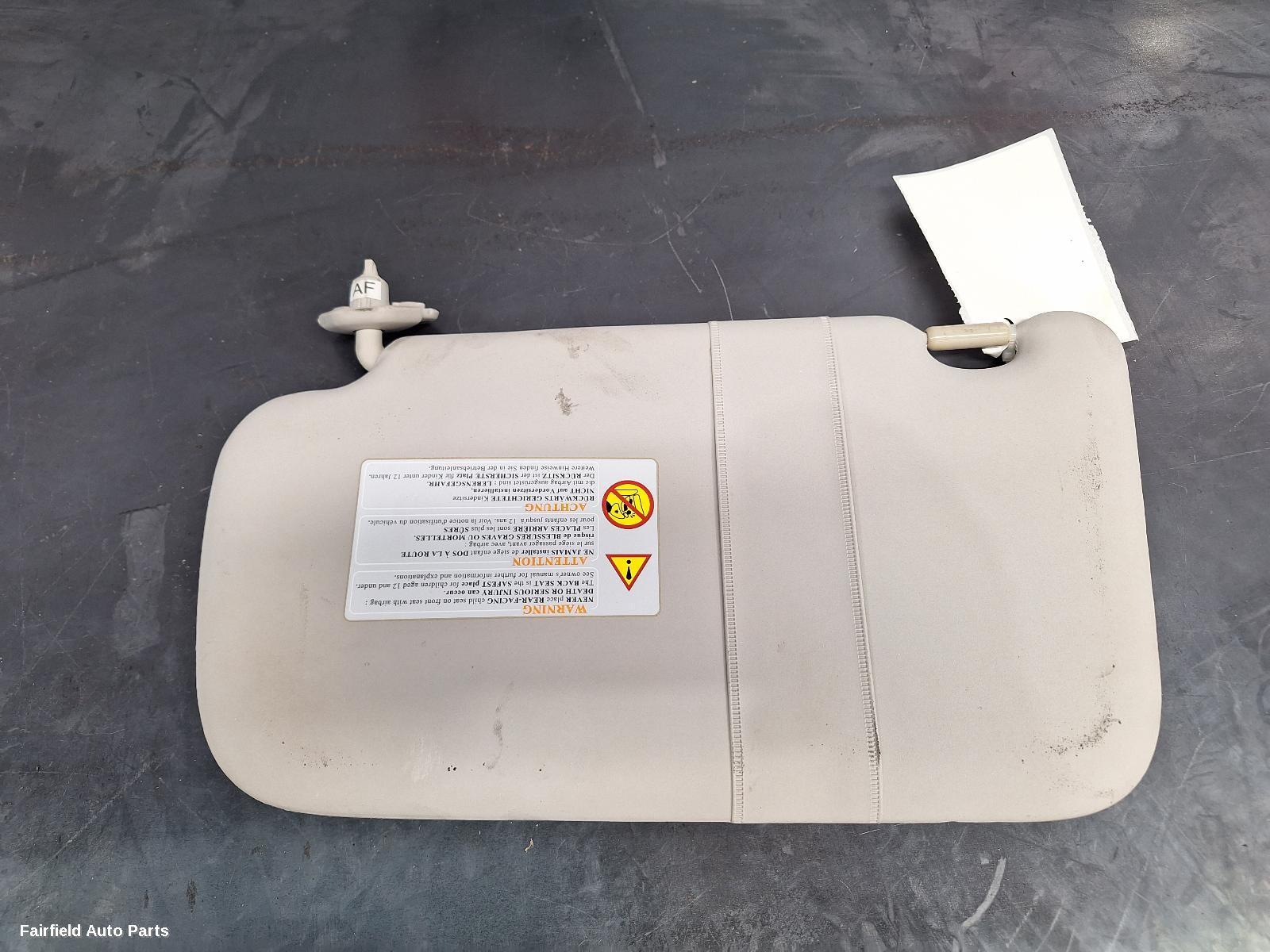 2012-2017 Nissan Pulsar Sunvisor