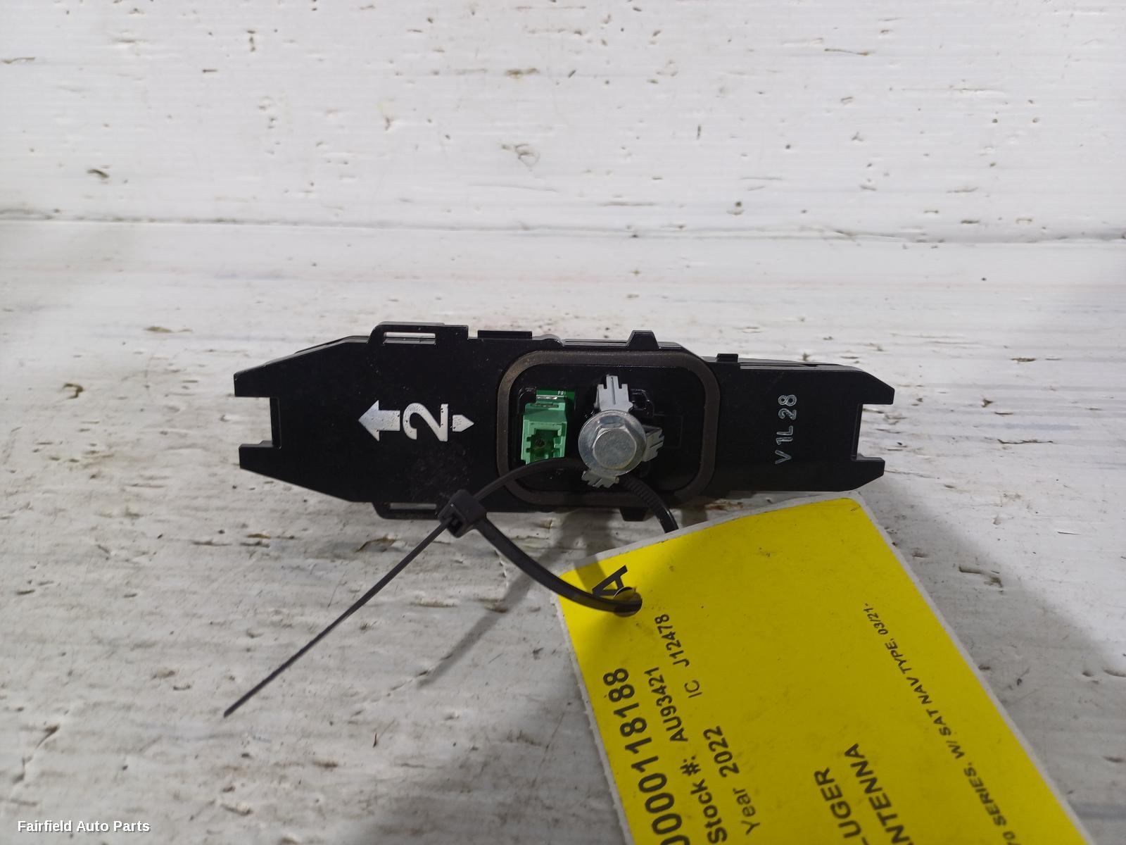 2021-2025 Toyota Kluger Antenna