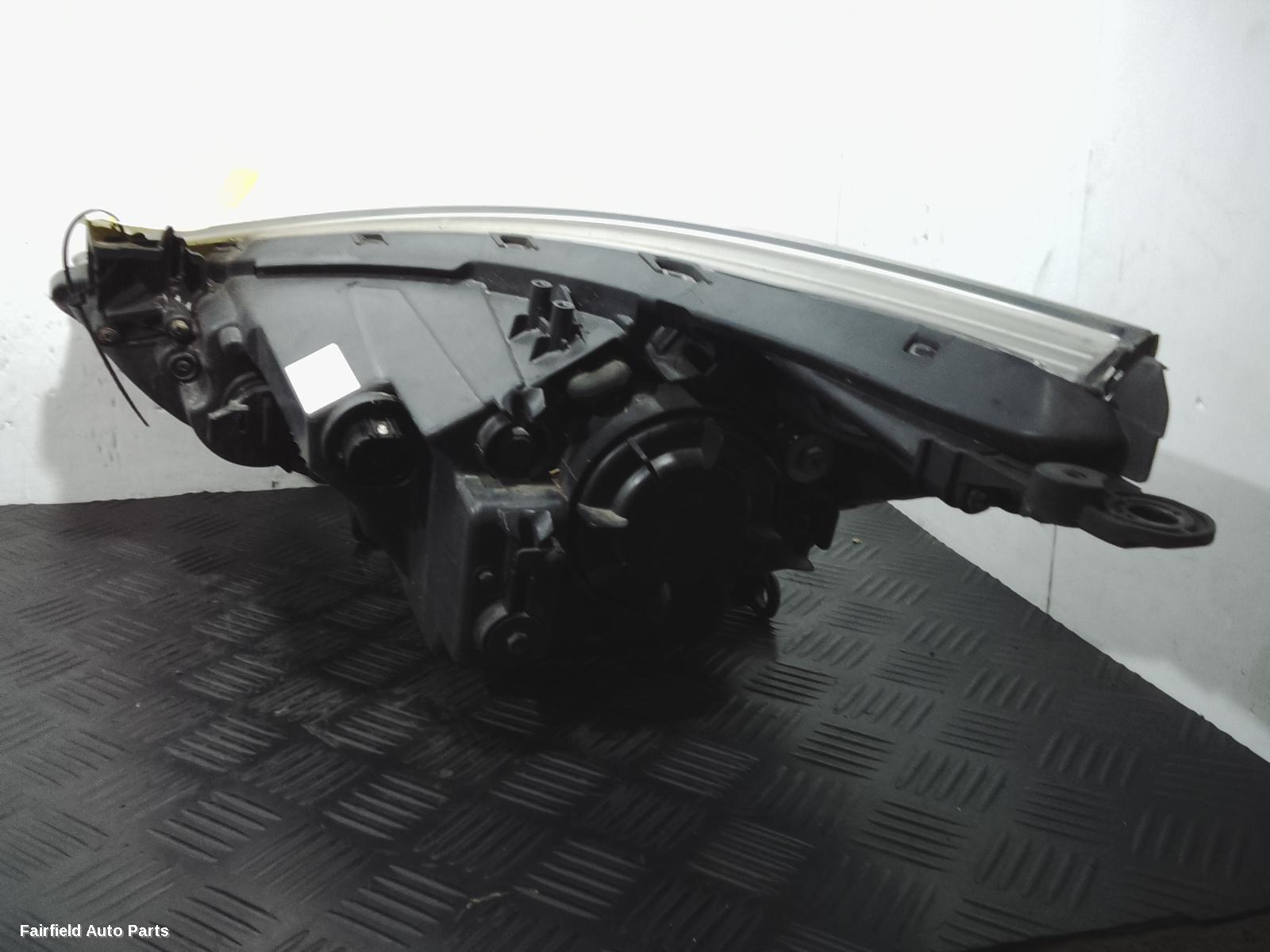 2014-2019 Hyundai Accent Right Headlamp
