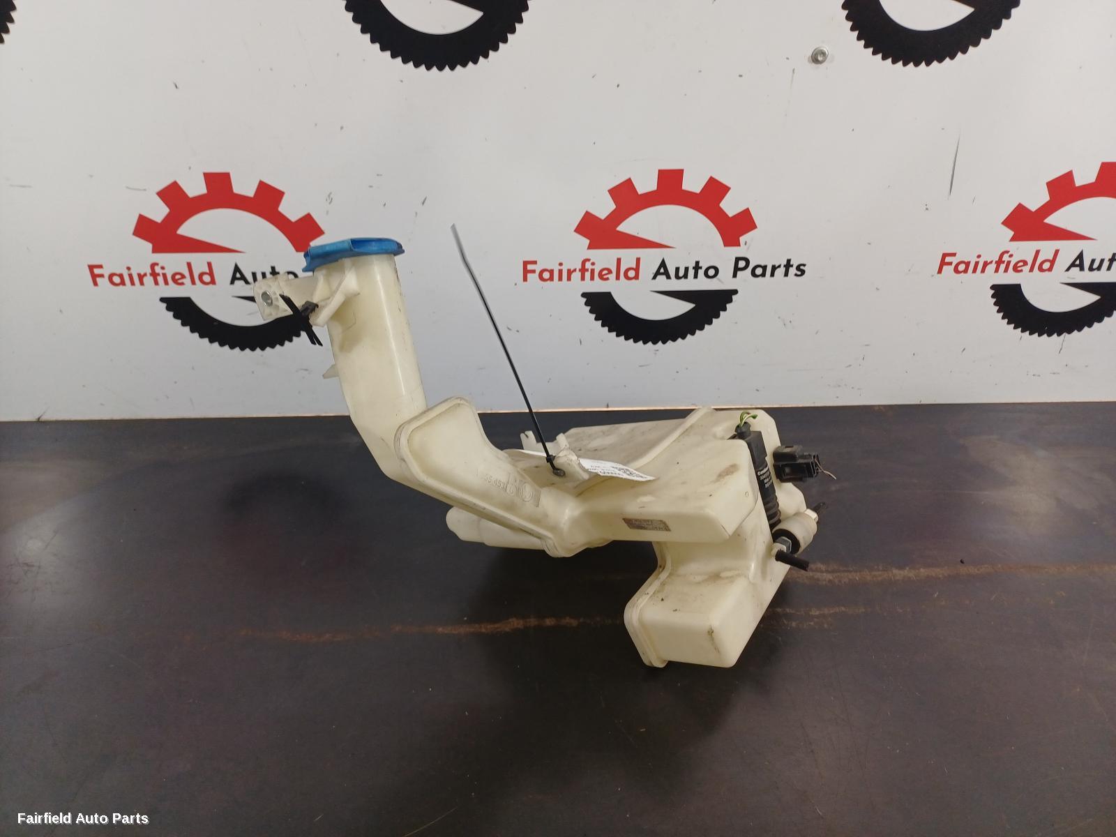 2010-2015 Volkswagen Passat Washer Bottle