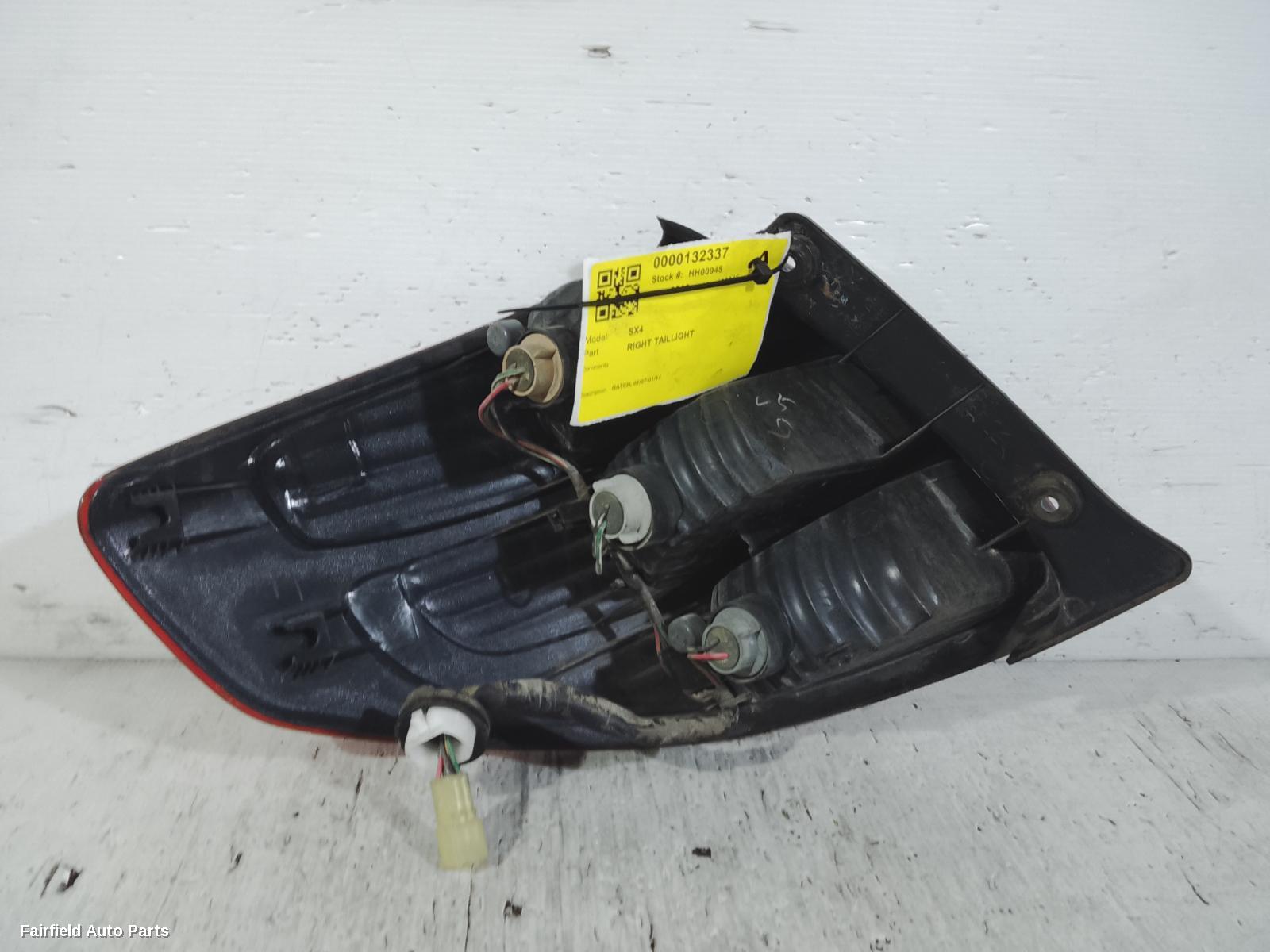 2007-2014 Suzuki Sx4 Right Taillight