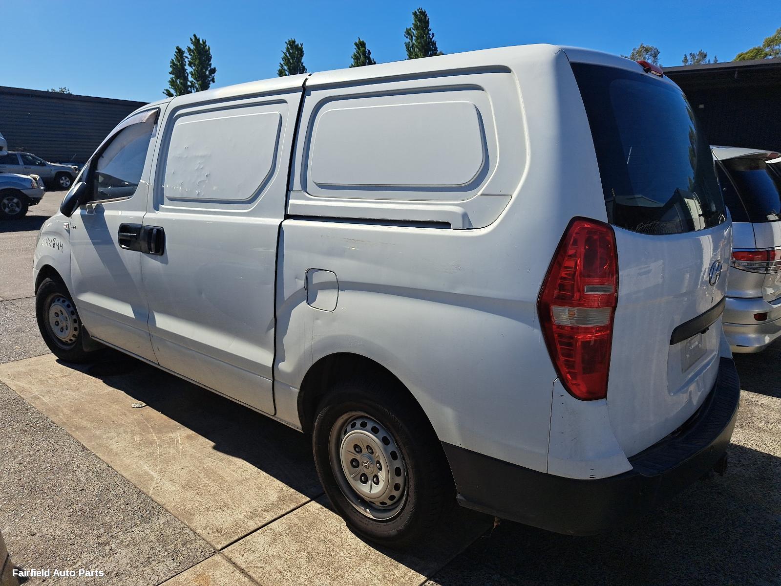 2007-2021 Hyundai Iload/imax Overflow Bottle