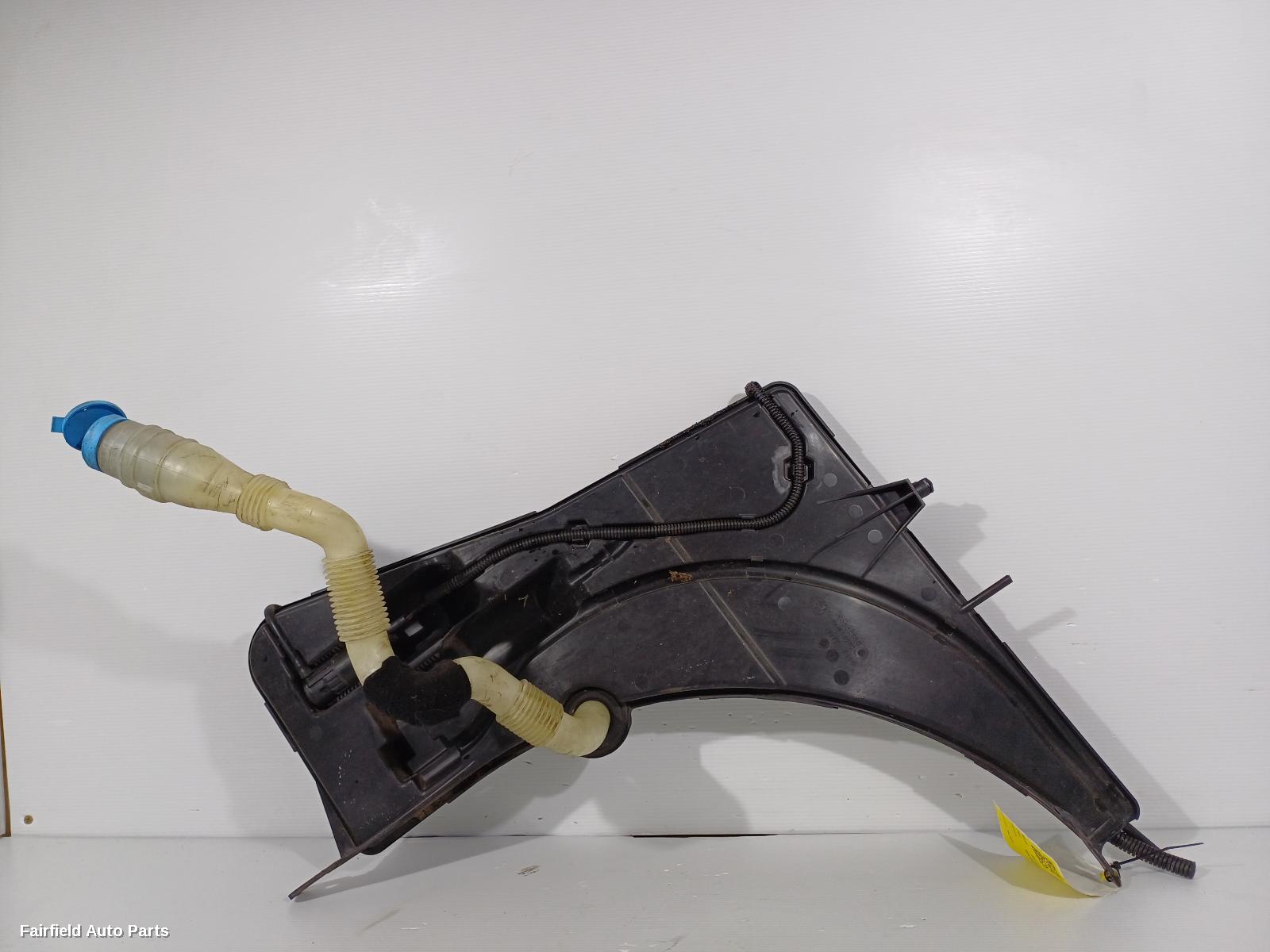 2016-2026 Alfa Romeo Giulia Washer Bottle