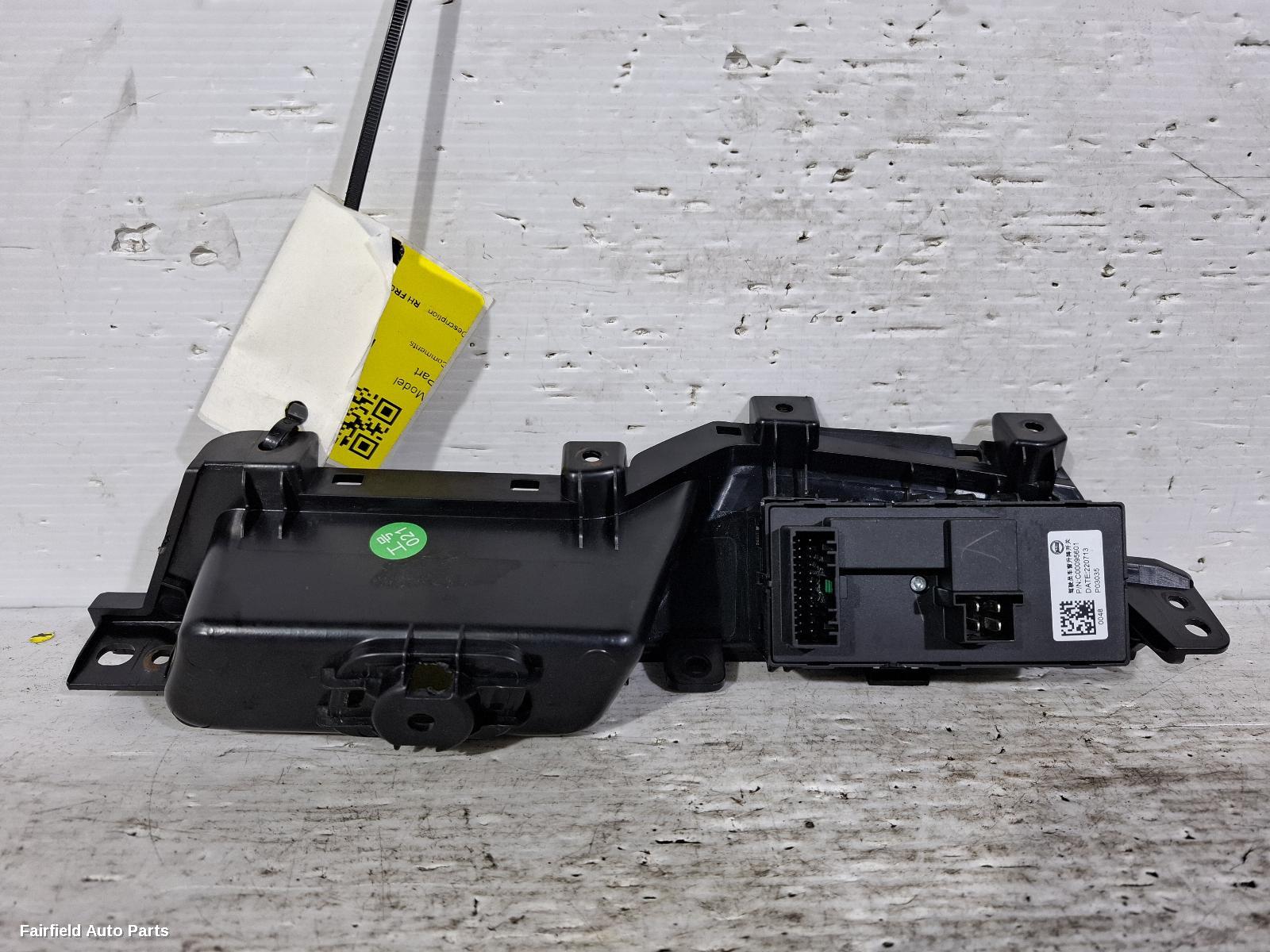 2020-2026 Ldv Deliver 9 Pwr Dr Wind Switch