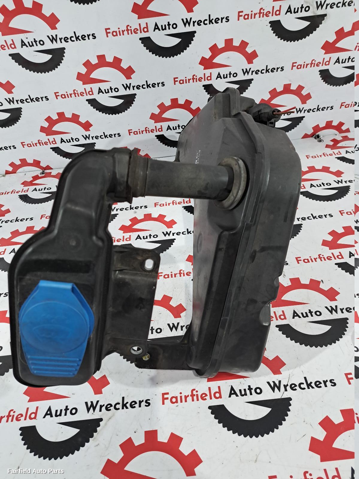 2009-2017 Audi Q5 Washer Bottle