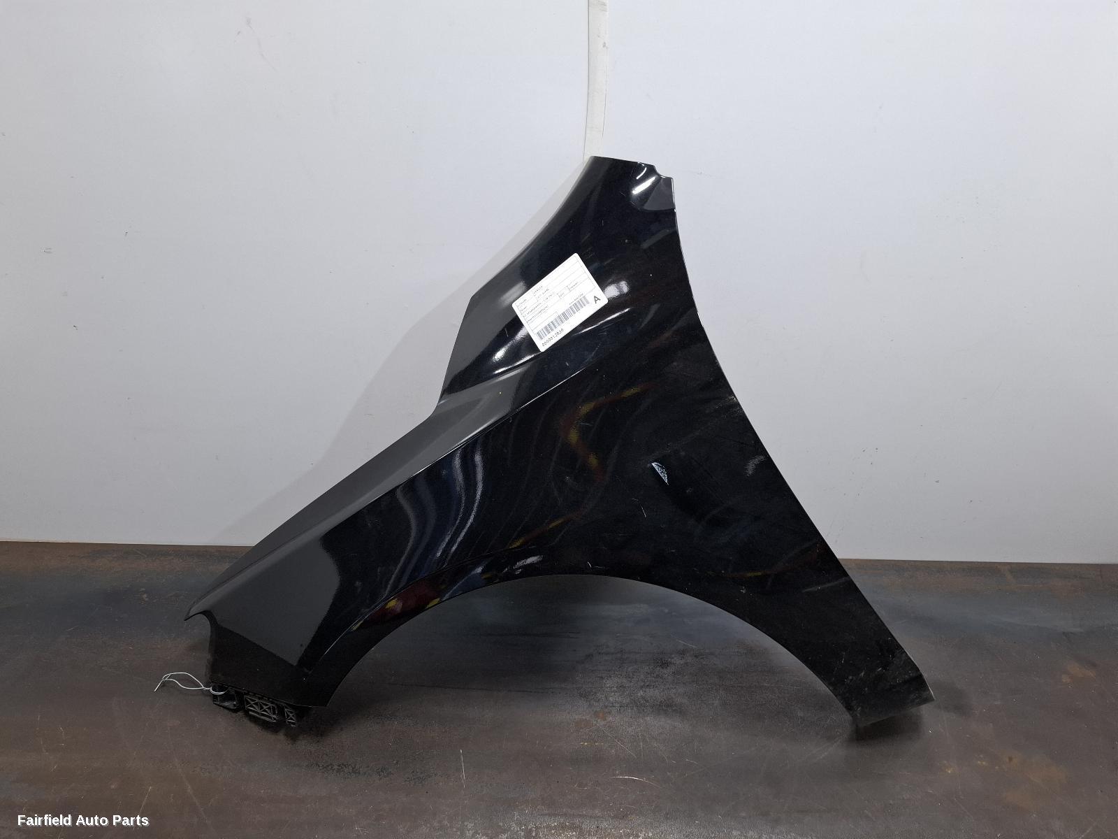 2008-2013 Kia Cerato Left Guard