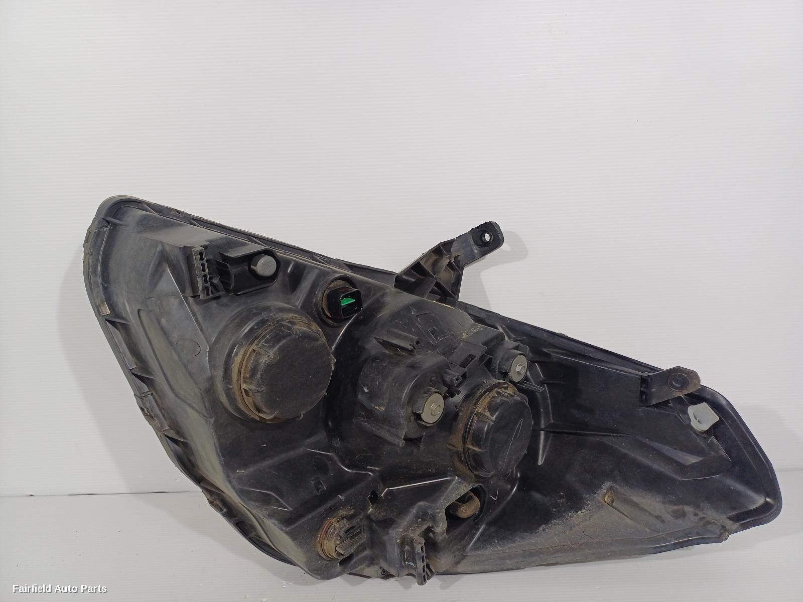 2007-2018 Hyundai Iload/imax Right Headlamp