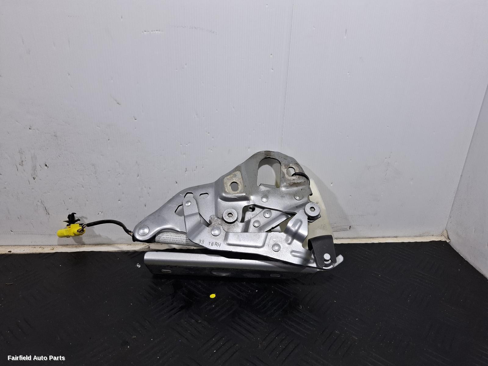 2015-2025 Audi Q7 Bonnet Hinge Strut