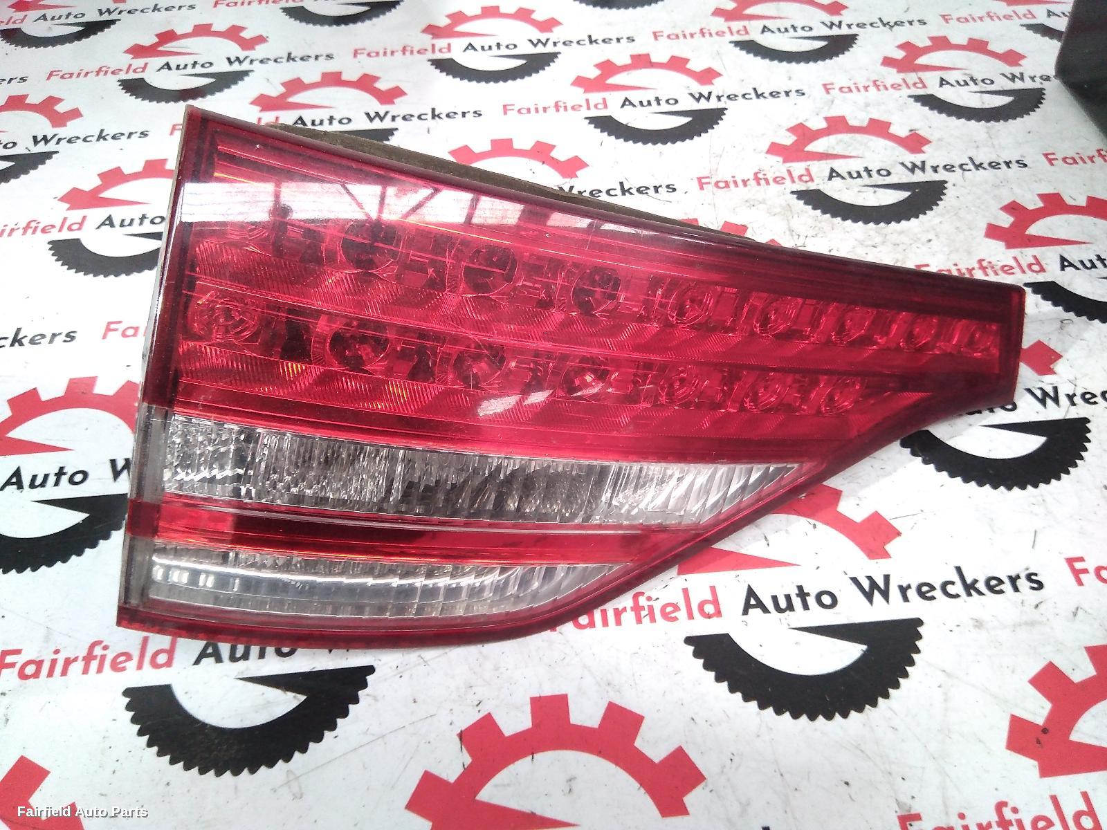 2006-2008 Toyota Tarago Rear Garnish