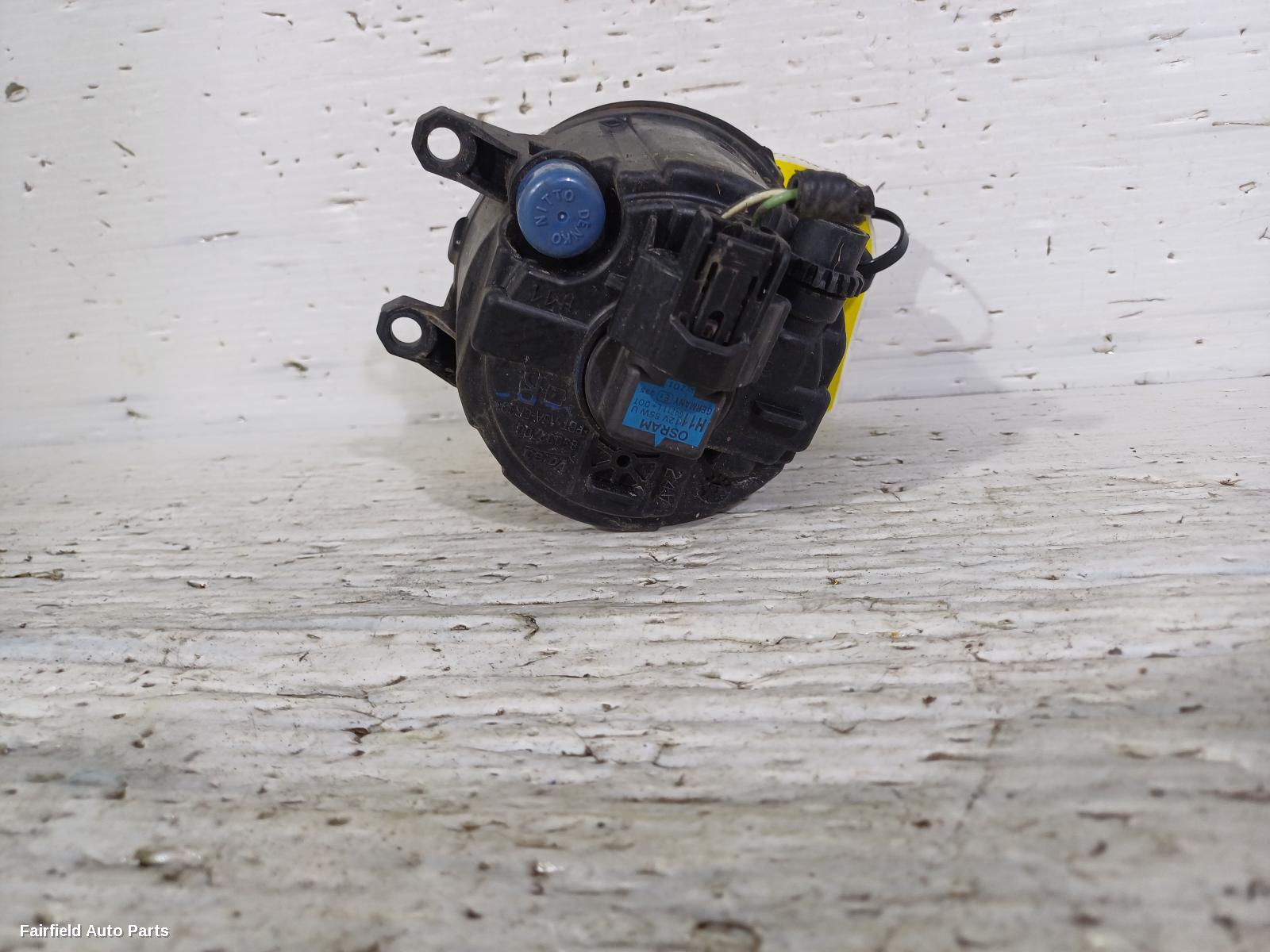 2010-2013 Lexus Is250/is250c Right Indicator Fog Side