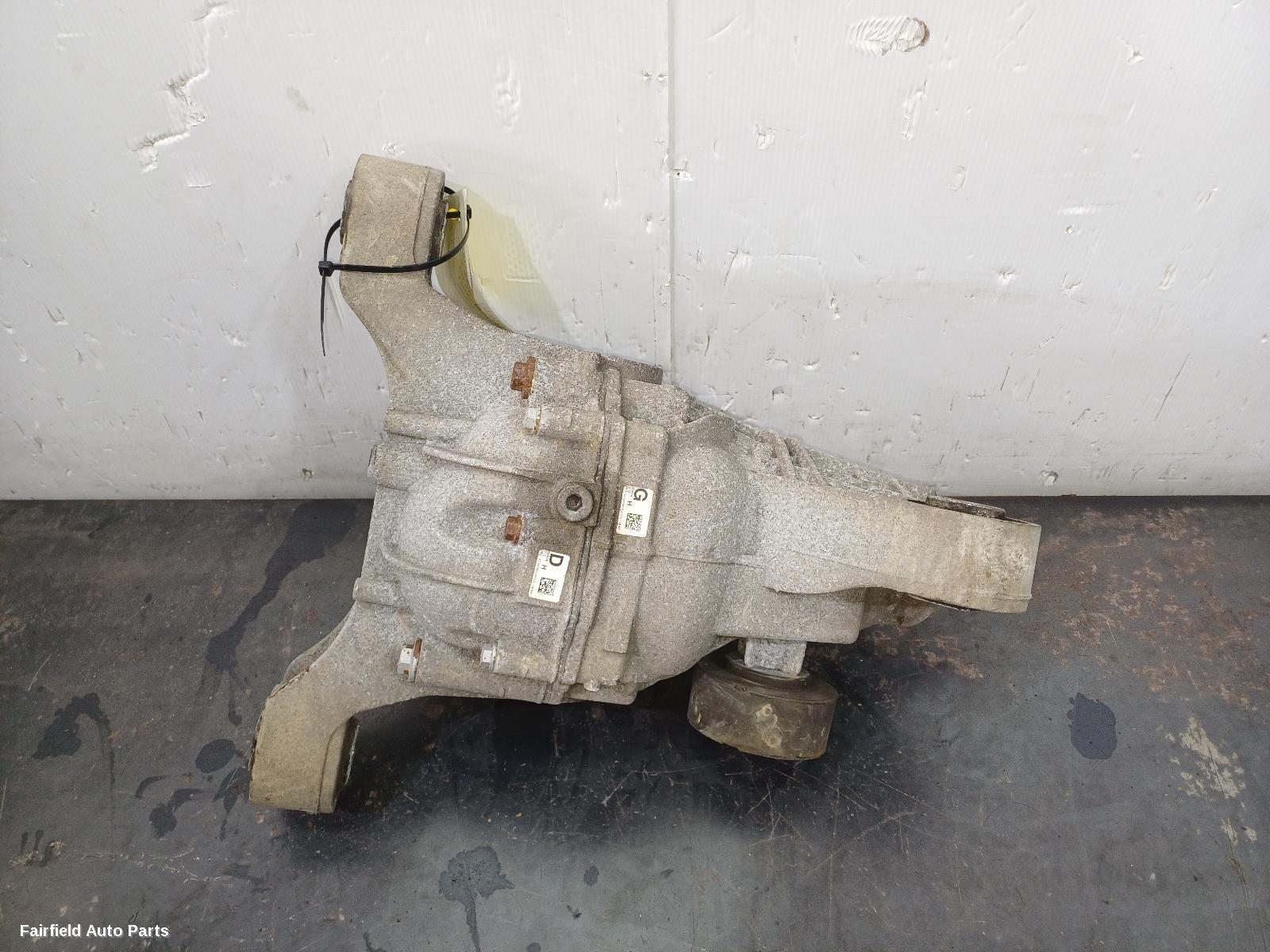 2014-2018 Porsche Cayenne Differential Centre
